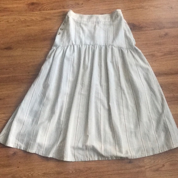 Anthropologie Dresses & Skirts - Anthropologie khaki/neutral midi skirt
